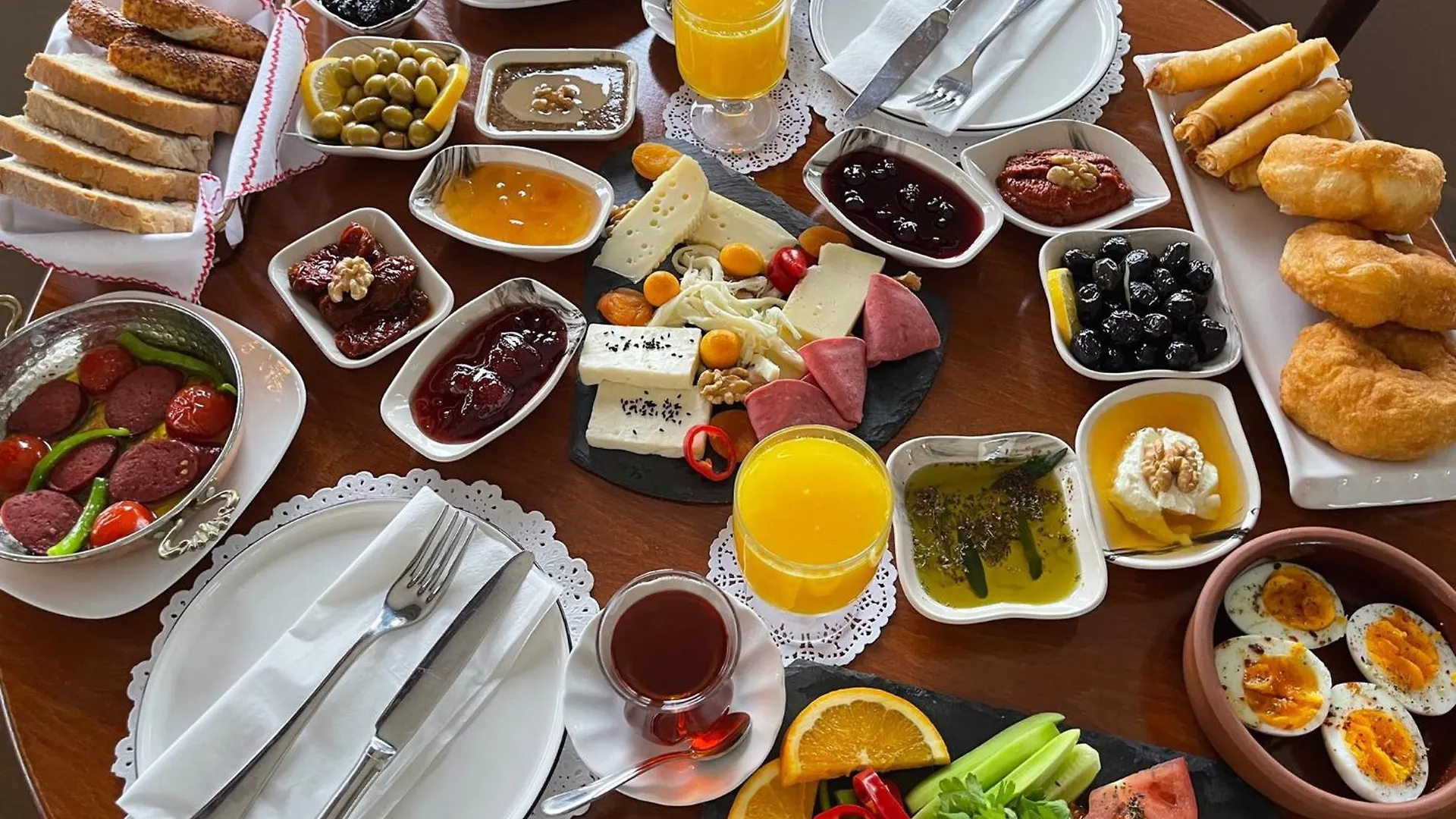 Konukevi Suinn Cunda Ayvalı
