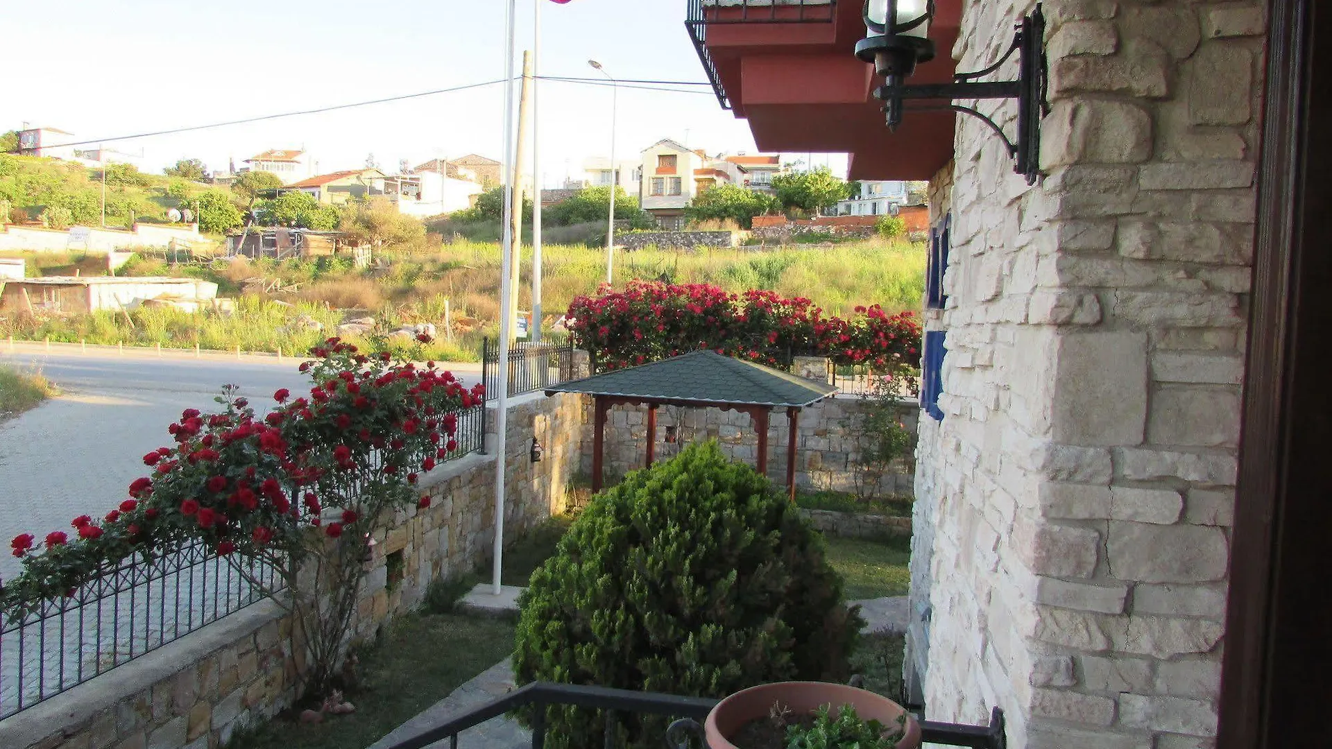 Suinn Cunda Ayvalı
