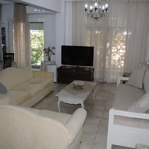 https://apt-angels-house.hotelschalkidiki.net
